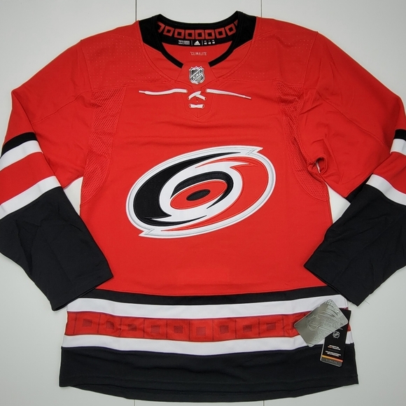 Adidas Authentic NHL Carolina Hurricanes Team Issue Red Jersey Men’s Size 46 New - Picture 1 of 9